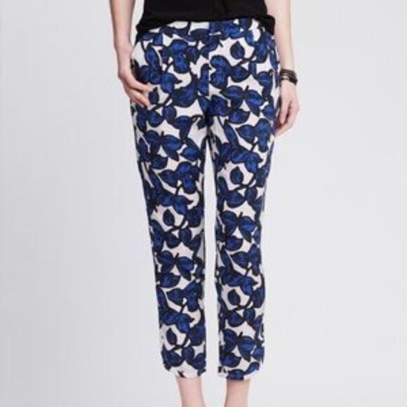 Banana Republic Women’s Floral Blue Print Cropped Pants Size 10 - Picture 1 of 7